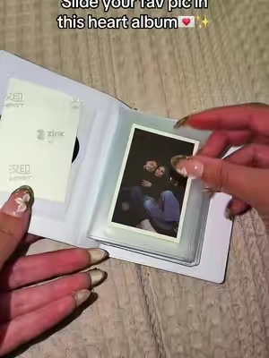 This album is the best gift for your love ones 💌✨ #minialbumphoto #photoalbum #scrapbook #perzonalizedgifts #photobooth 