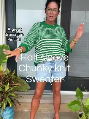 A PERFECT TRANSITION PIECE! A SWEATER… WITH A PERFECT ARM LENGTH! 🌟 COVERS YOUR TUMMY & YOUR UPPER ARMS JUST RIGHT! THEY LOOK FOR LESS YOU HAVE BEEN LOOKING FOR! #SWEATER #FALLTRANSITION #CROPSWEATER  #wintervibes #TikTokshopbacktoschool  @@Asvivid