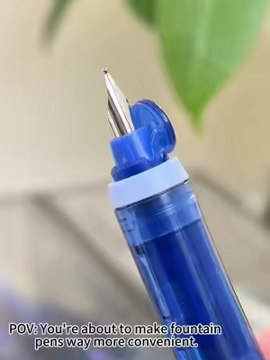 OMG!!! Click to write? With a fountain pen? That’s wild.😍😍😍These pens are amazing for people who write a lot at work#pen #stationery #backtoschoolshopping #cursive #tiktokmademebuyit 