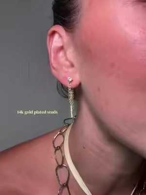 these are the chicest everyday earrings 