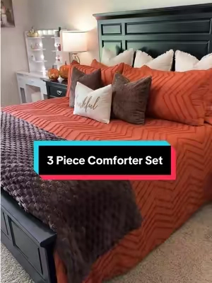 Stop putting king size on your king size bed! It don’t look good! @Litanika #comforter #comforterset #bedding #beddingset #fallbedding 