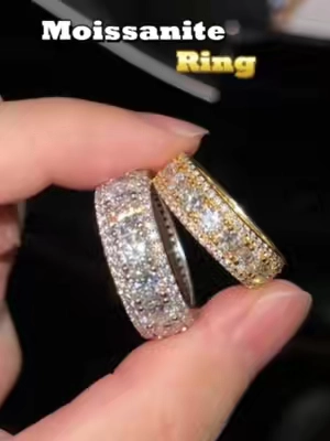VVS Moissanite Ring#delzzad #TikTokshopbacktoschool #viraltiktok #moissanitejewelry #nontarnishjewelry #waterproofjewelry #unisexjewelry #moissaniterings #jewelrytiktok #s925silverjewelry #ring