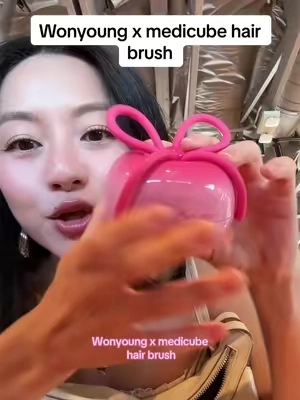 Replying to @⋆౨ৎ˚⟡˖ 밀리˙˚♪ It sold out everywhere, but now you can buy it here!!!   #me#medicubeo#forevercherryhairbrushl#glasshaird#pdrnrosemarryiktokshopbacktoschool   