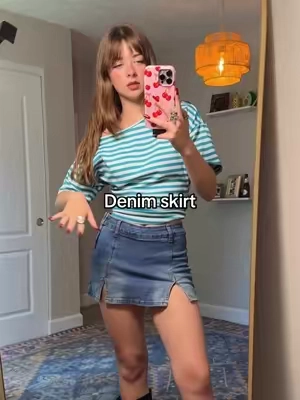 The only denim skirt I wear in my closet at this point #denimskirt #skirt #miniskirt #skirtoutfits #falloutfits 