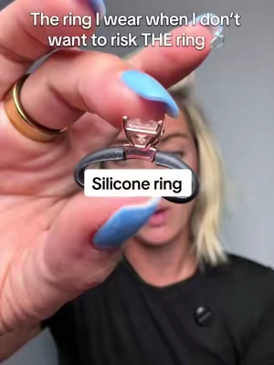 It’s actually stunning #siliconering #fakeengagementring #engagementring #ring 
