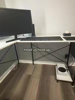Desk boss u up. #fyp 