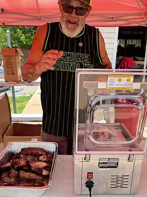 I never thought how much this food chamber vacuum sealer was a game changer. #food #vacuumsealer #foodprep #TikTokshopbacktoschool #tiktokshopcreatorpicks @VEVOR Home Store 