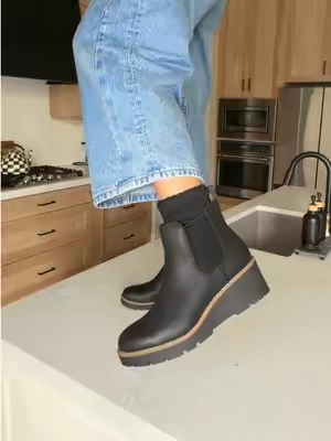 obsessed with these!🖤 true to size 