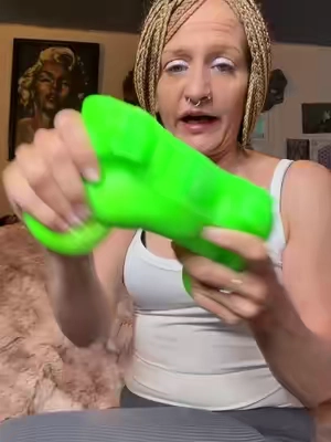 7677377009323904286