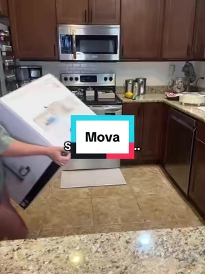 This vacuum is insane. It’s my second one! I would recommend it over any other! #mova #robotvaccuum #robotvacuumcleaner #tiktokshopcreatorpicks #CleanTok 