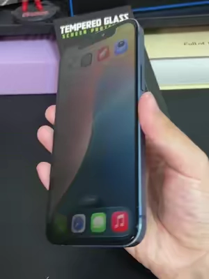 #screenprotector #temperedglass #privacyscreen #fypシ #iphone 