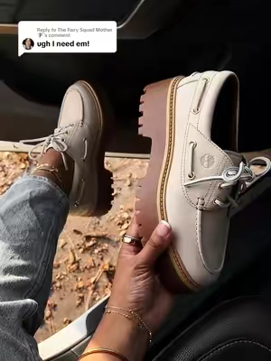 Replying to @The Fairy Squad Mother 🧚🏽‍♀️ girl 👏🏽 get them! 🍁🍂🤎 @Timberland #timberland #timbs #fallshoes 
