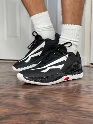 These fit true to size and once they break in they feel like they mold to your foot. If you want a little more room in the toe box go up a half size. Low top basketball shoes that are comfy and supportive. #basketballshoes #shoes #basketball #kyrieirving #kyrie 
