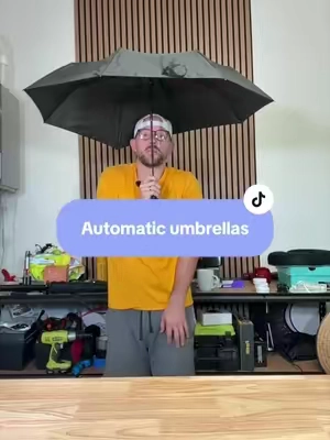 It’s obvious which ones are better #umbrella #automaticumbrella #TikTokshopbacktoschool #tiktokshopcreatorpicks 
