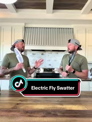 Not only can you swat flies and mosquitoes, but you can also leave it on and let them come to the light 🙌🏼 #electricflyswatter #bugzapper #indoorbugzapper #flyswatter #tiktokshopcreatorpicks 