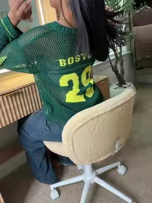 7677646289399483679