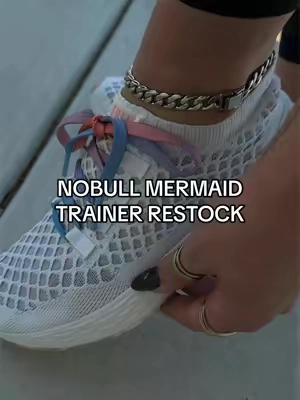 These are definitely selling out again 🥲 @NOBULL #gymshoes #trainers #sneakers #GymTok #liftingweights 