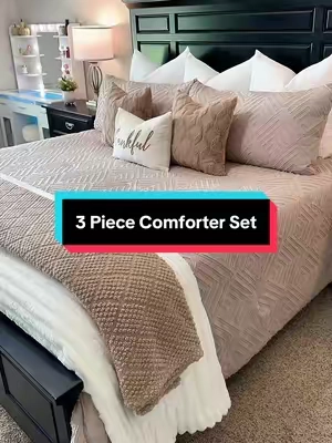 Stop putting king size on your king size bed! It don't look good!  #comforter #comforterset #bedding #beddingset #fallbedding