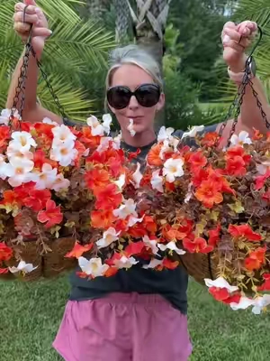 Fall florals without the watering 🍂🌼 This 2-piece hanging basket set is the easiest fall porch upgrade! #fallflowers #fakeflowers #porchdecor #creatorsearchinsights #bestartificialflowers 