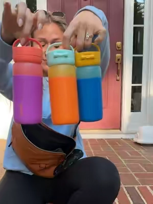 Replying to @bookies97 let’s try this again with no cuts #leakprooftumbler #toddlerwaterbottle #munchkinpartner @Munchkin 