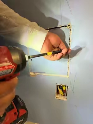 Para trabajos de emergencia estos clips funcionan muy bien #tiktokshop #tips 
