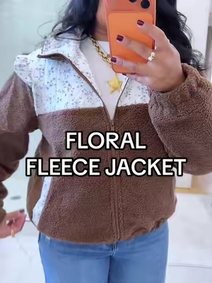 The cutest floral fleece jacket 😍 #fleecejacket #grandmillennialstyle #jacket #cozyjacket #TikTokshopbacktoschool @Imily Bela 