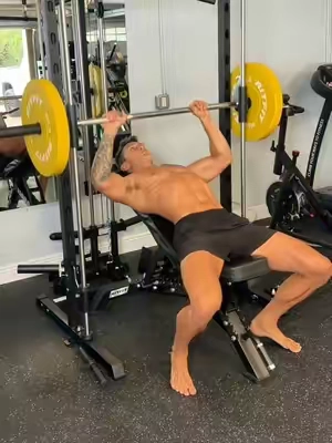 The amount of workouts you can do with this at home 🤯💪