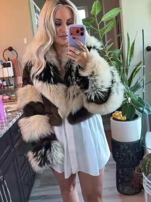 This is seriously the cutest, warmest coat #coat #jacket #wintercoat #winterfit 