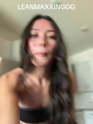 7678115073243516174