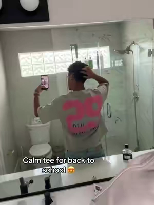 #oversizedtee #backtoschoolshopping #calmfits #fashiontok 