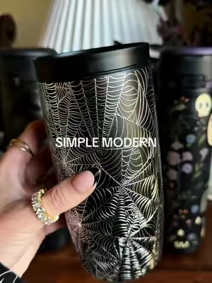 soooky szn has entered the chat 👻💀🦇 @Simple Modern  #simplemodern #halloweentumbler #spookyseason #halloween #leakprooftumbler 