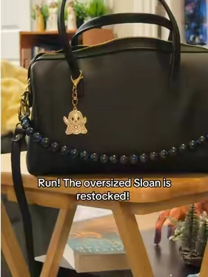The Sloan has been restocked in multiple colors!! Don’t miss your chance! #leatherbag #lovemyleather #crossbody #sloan #leatherpurse 