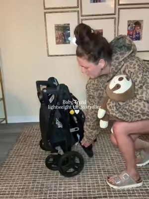 This lightweight and sturdy stroller by baby trend is so good!  