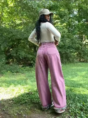 I’m 5’3 & 133 wearing a size 26