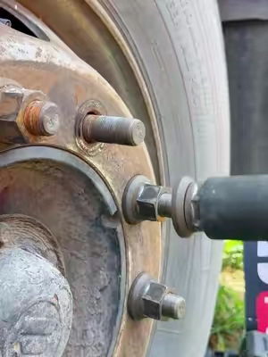 Strong Tools Save Time ⏱️ #TikTokshopbacktoschool #TikTokMadeMeBuyIt #ToolTok #Mechanic #DIY 