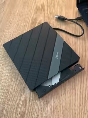 📀☝🏻It's more than just a CD/DVD drive. It's also an 8-in-1 docking station. #cddrive #USBhub #laptop #dockingstation #dealsforyoudays 