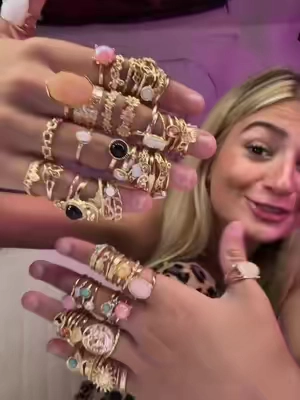 I’m dead #rings #fyp #jewlery 