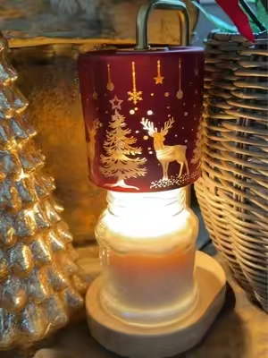 Christmas candle warmer = cozy holiday scent without the flame. 🎄🕯️✨ #candlewarmer #candlewarmerlamp #christmasdecor #christmasscents  