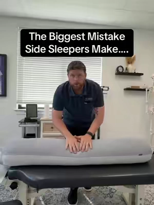 This is an amazing full sized body pillow by cushion labs! #bodypillow #pillow #hippain #sidesleeper #shoulderpain 