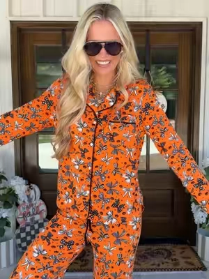 Are we kidding?! The cutest pajama set for fall! These are seriously the comfiest pjs I own! #tiktokshopcreatorpicks #TikTokshopbacktoschool #pajamaset #pjset #fallpajamas 