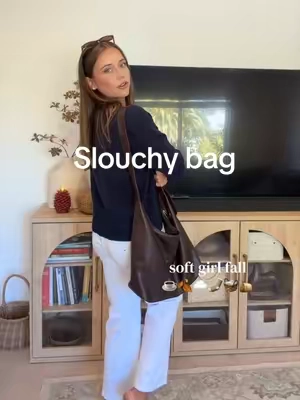 THE slouchy bag of my pintrest DREAMS☁️☁️☁️ #closetstaples #bag #fallbag #falloutfits #slouchybag 