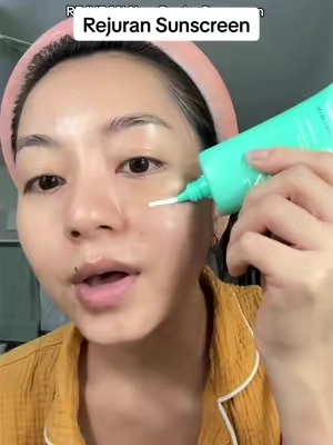 They finally make sunscreen yayyy!!!  @REJURAN US #rejuransunscreen #spf #koreansunscreen #TikTokshopbacktoschool #TikTokShopCreatorPicks  