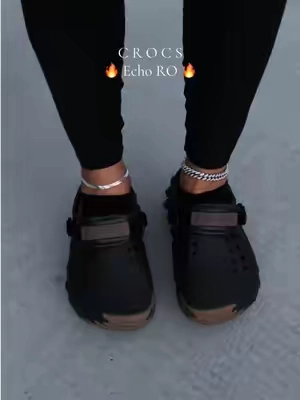 Crocs with a gum bottom 🔥 #crocs #clogs #BacktoSchool 