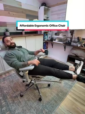 I just got 2 more to gift for holidays.. #ergonomicchair #ergonomicofficechair #officechair #gamingchair #tiktokshopcreatorpicks 