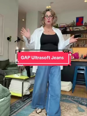 The ultrasoft denim in a new baggy wide leg cut #jeans #gap #baggyjeans #tiktokshopcreatorpick #TikTokshopbacktoschool 