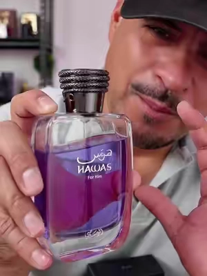 Perfume acuático para hombre, con notas frescas de manzana, bergamota y limón que abren paso a un toque de canela, cerrando con maderas, ámbar y almizcle. Larga duración para acompañarte todo el día. #hawas #rassasi #perfumeacuatico #tiktokshop #fraganciamasculina