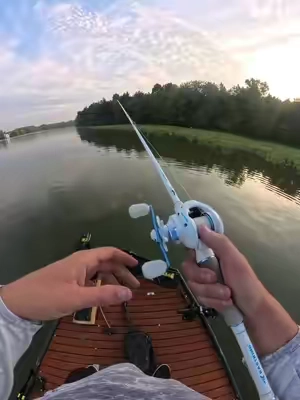 Back to back on the Centron Lite! @KastKingUSA  #tiktokshopcreatorpicks #fishing #kastkingusa #baitcaster #TikTokshopbacktoschool 