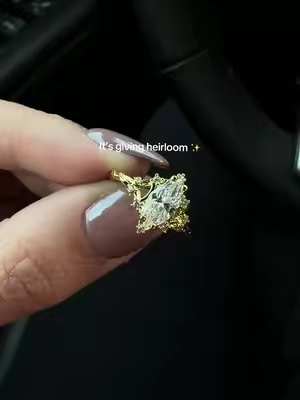 This marquise ring is stunning! #moissanite #ring #marquise