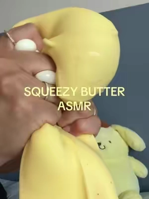 so so good 👌🧈 #squeezy #butter #asmr #TikTokshopbacktoschool 