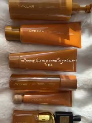 my fav scent from cyklar it lasts so long too 🍨🧸 #vanilla #cyklar #TikTokshopbacktoschool #tiktokshopblackfriday #tiktokshopcreatorpicks 